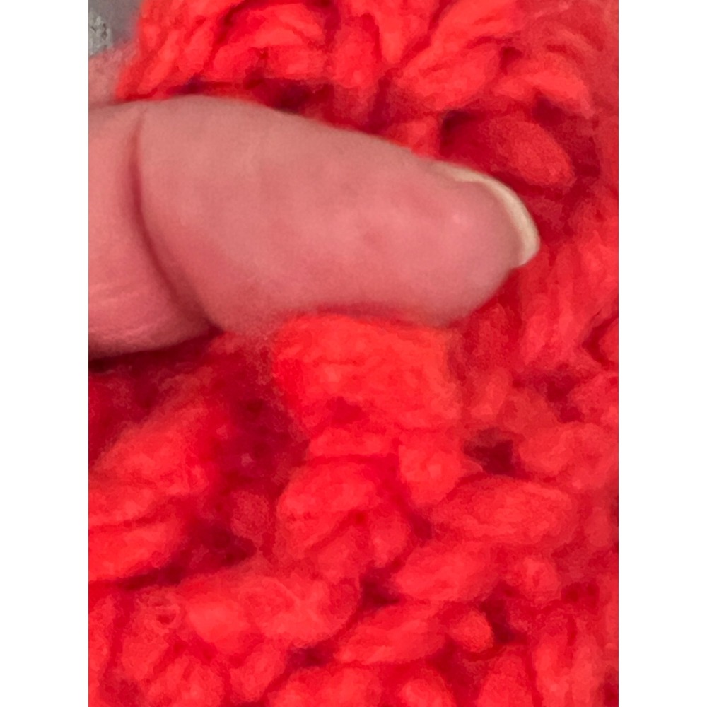 Kate Spade New York‎ Pom Pom Beanie Hat Striped Wool Blend Red Pink - Picture 7 of 7